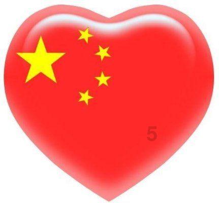 我们家养了一条拉布拉多。经常带他出去跑步,发现狗狗的脚指甲出血了,红线都给磨破了-专业问答网站,解答您的疑问